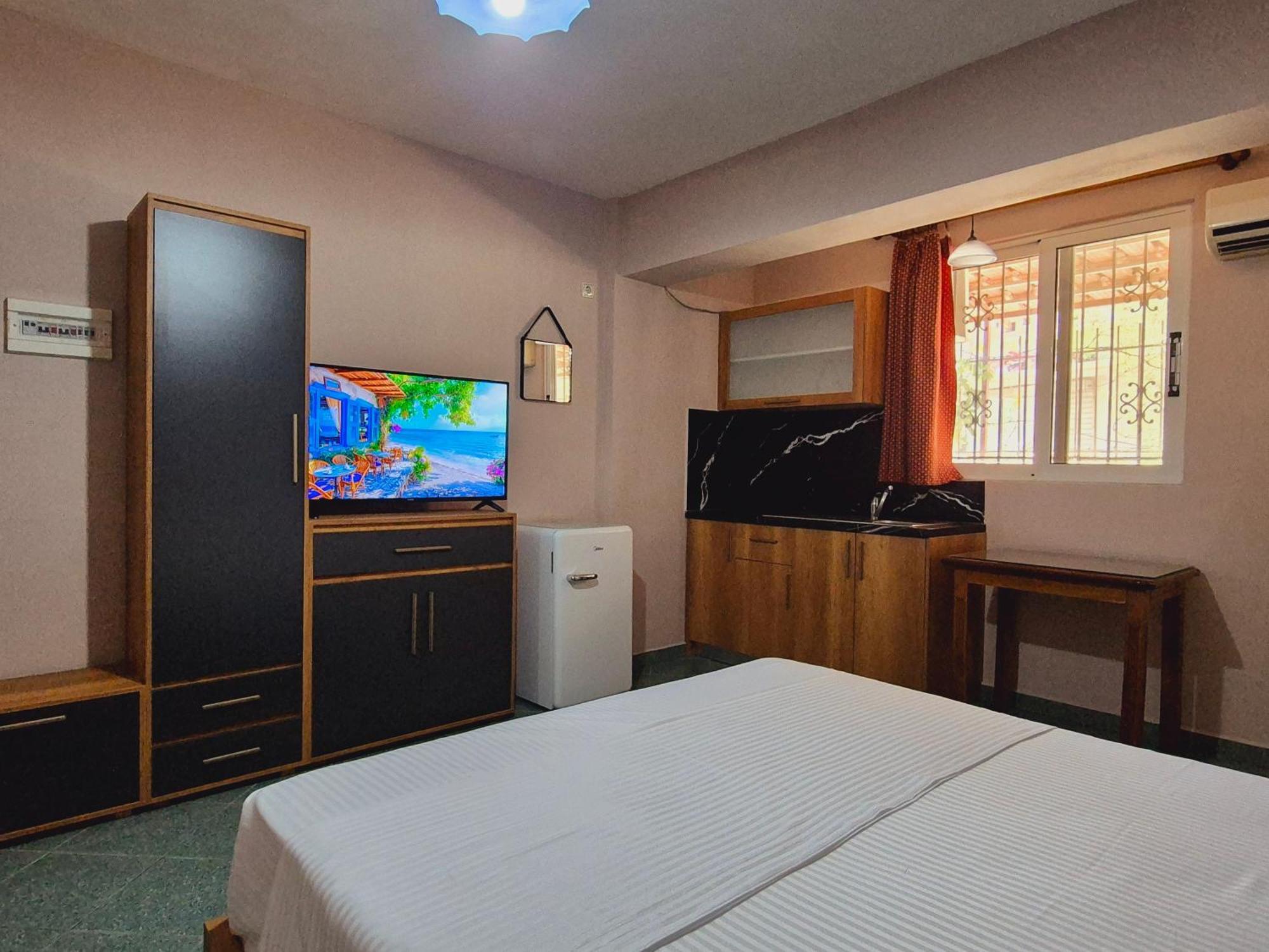 Barca Rooms Sarandë 外观 照片