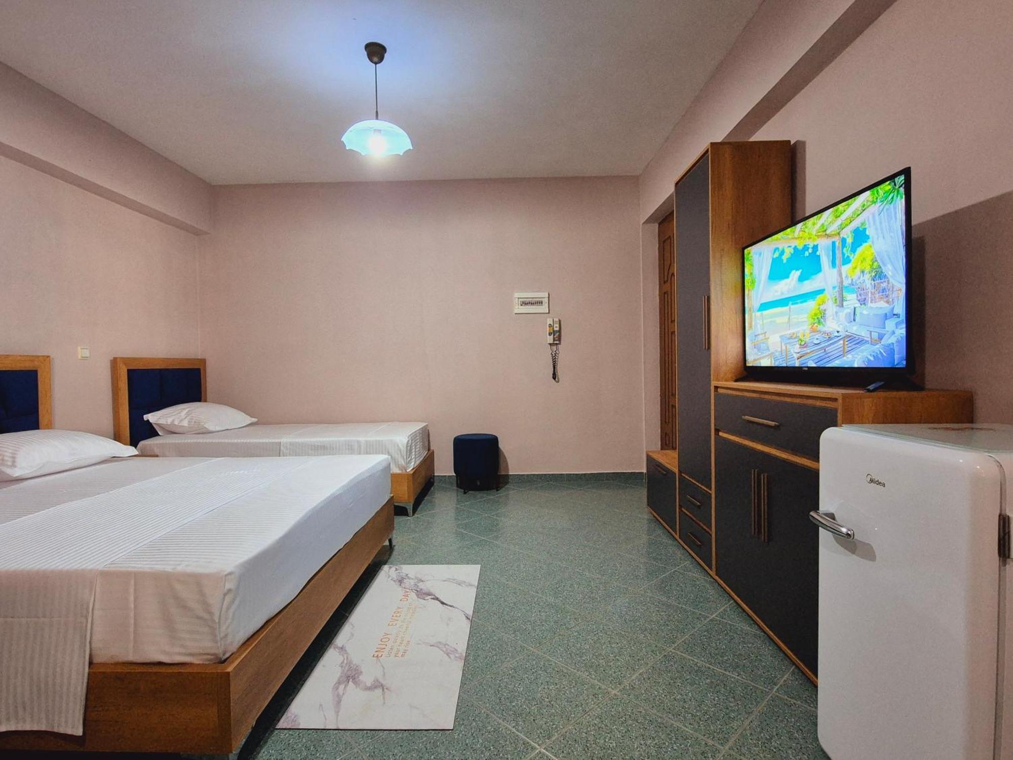 Barca Rooms Sarandë 客房 照片